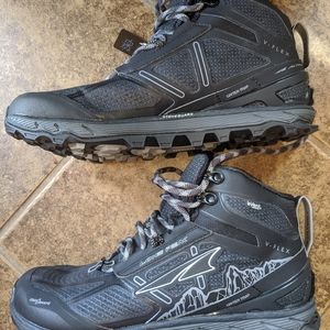 NWT Altra Lone Peak 4 Mid RSM, Men's 7